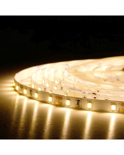 LED лента BIOM Professional теплый белый негерметичный 1м (00-00014498) LED лента BIOM Professional теплый белый негерметичный 1м (00-00014498)